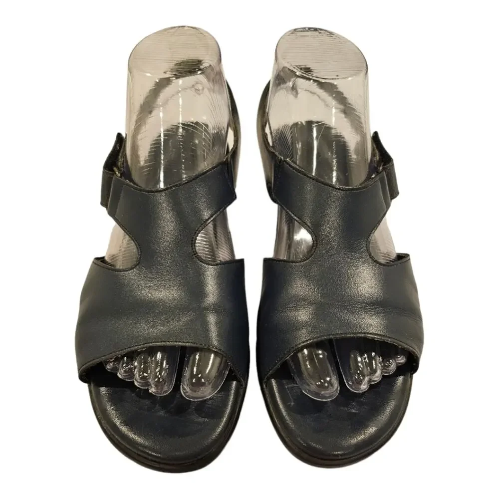 SAS Suntimer Leather Heels Strap Sandals Tri-Pad Comfort Navy Blue 7.5 Medium